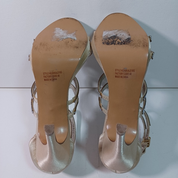 CAMILLE La Vie, Gold Strappy Heels Sandal, Size 8.5 - Picture 16 of 16